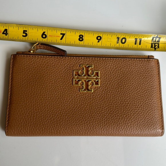 Tory Burch Handbags - Tory Burch Brown Leather Wallet